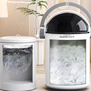 No-Slip Trash Bin